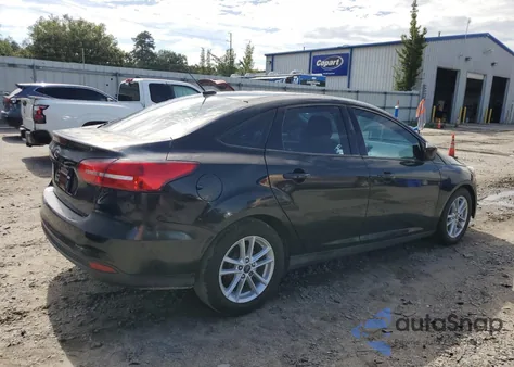 2018 Ford Focus Se z USA, uszkodzony, nr VIN 1FADP3F23JL212856